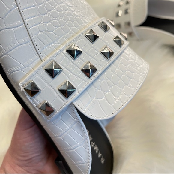 SOLD Business, but make it fashion mules, Size 8 - Picture 2 of 4